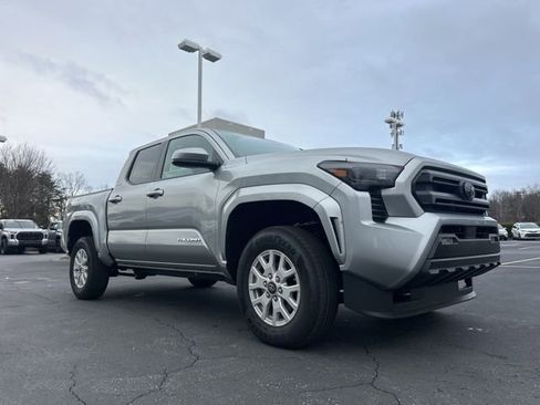 New 2026 Toyota Tacoma SR5 AWD/4WD image 3