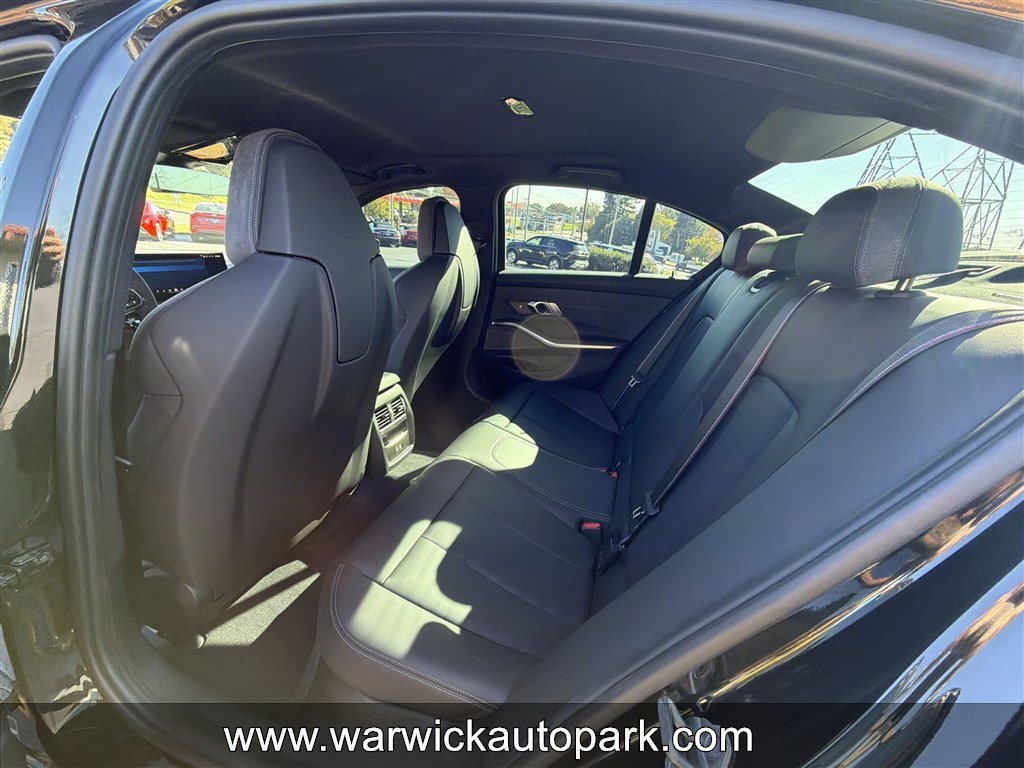 Used 2026 BMW M3 w/ M Carbon Exterior Package RWD image 18