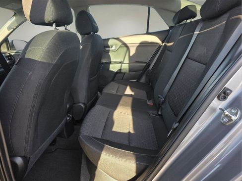 Used 2023 Kia Rio S image 21