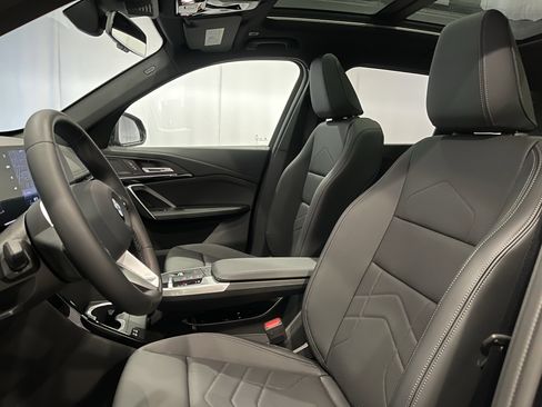 New 2026 BMW X1 xDrive28i w/ Technology Package AWD/4WD image 8