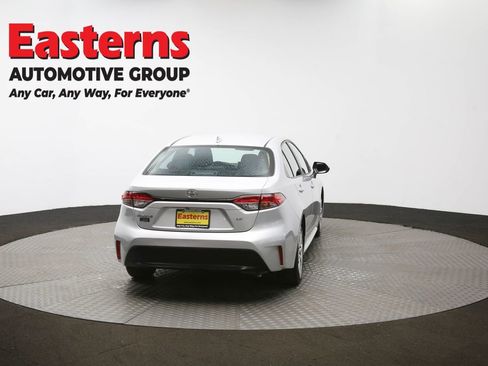 Used 2023 Toyota Corolla LE FWD image 37
