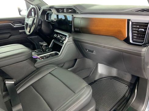 Used 2025 GMC Sierra 1500 Denali w/ Denali Reserve Package image 16