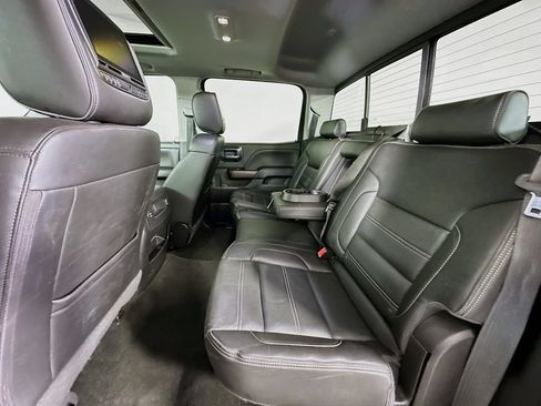 Used 2018 GMC Sierra 1500 Denali w/ Denali Ultimate Package AWD/4WD image 4