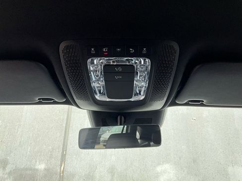 Used 2025 Mercedes-Benz GLA 250 image 16