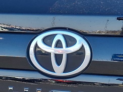 Used 2025 Toyota Grand Highlander AWD image 29