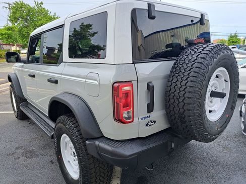 New 2026 Ford Bronco Heritage Edition AWD/4WD image 4
