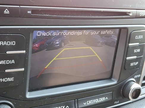 Used 2019 Kia Sportage LX image 17