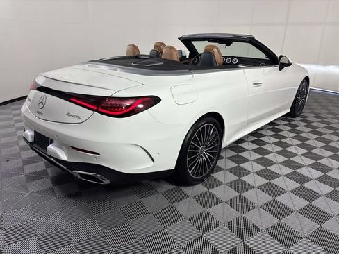 Used 2024 Mercedes-Benz CLE 300 4MATIC Cabriolet image 36