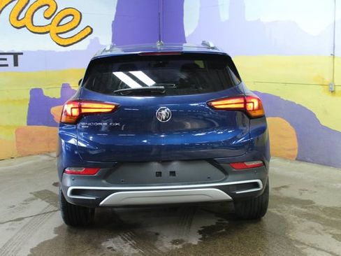 Used 2022 Buick Encore GX Select w/ Advanced Technology Package image 7