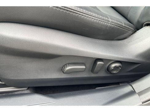Certified 2025 Subaru Outback Limited AWD/4WD image 13