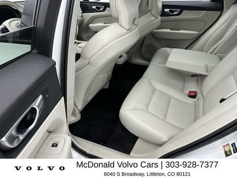 Certified 2023 Volvo XC60 B5 Plus w/ Climate Package AWD/4WD image 23