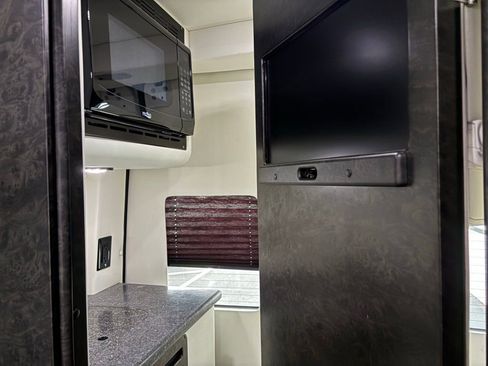 Used 2019 Mercedes-Benz Sprinter 170 w/ Driver Convenience Package image 50