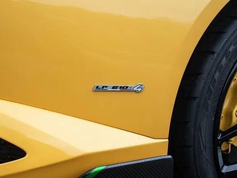 Used 2015 Lamborghini Huracan LP 610-4 image 22