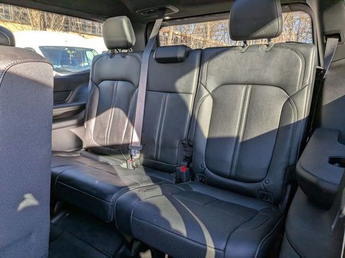 Used 2023 Jeep Wagoneer Series II image 27