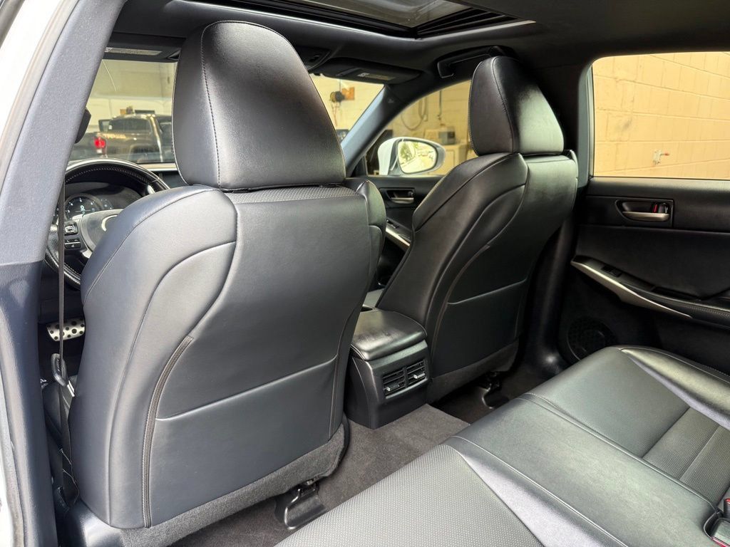 Used 2019 Lexus IS 300 F Sport w/ F Sport Package AWD/4WD image 16