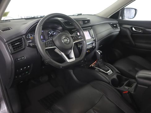 Used 2019 Nissan Rogue SL w/ Premium Package AWD/4WD image 9