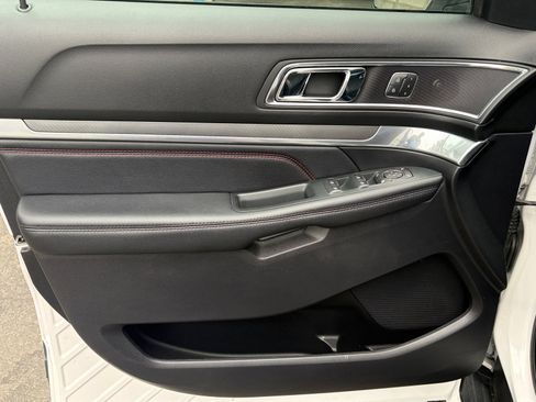 Used 2019 Ford Explorer Sport w/ Equipment Group 401A image 14