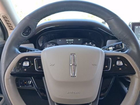 Used 2021 Lincoln Corsair FWD image 30