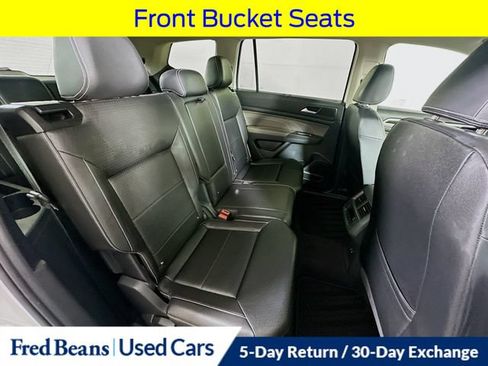 Used 2023 Volkswagen Atlas SE AWD/4WD image 32
