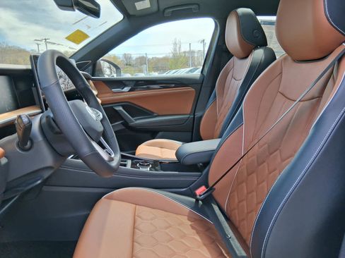 New 2026 Volkswagen Tiguan SEL R-Line AWD/4WD image 23