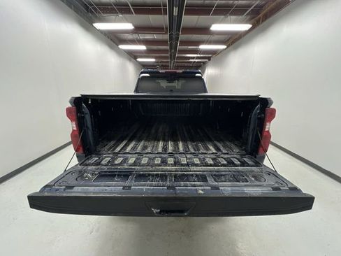 Certified 2022 Chevrolet Silverado 2500 LT w/ Convenience Package image 25
