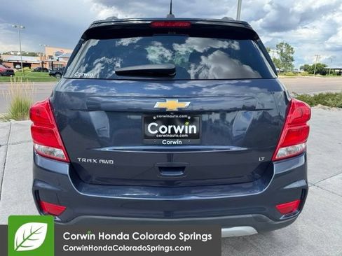 Used 2019 Chevrolet Trax LT w/ Sun & Sound Package AWD/4WD image 8