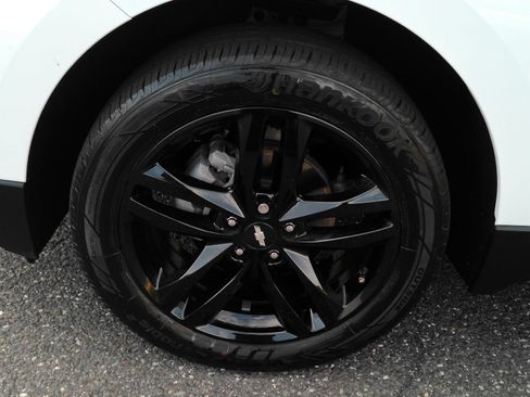 Certified 2020 Chevrolet Equinox LT w/ Sport Edition AWD/4WD image 28