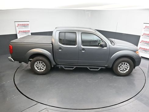 Used 2016 Nissan Frontier SV image 17