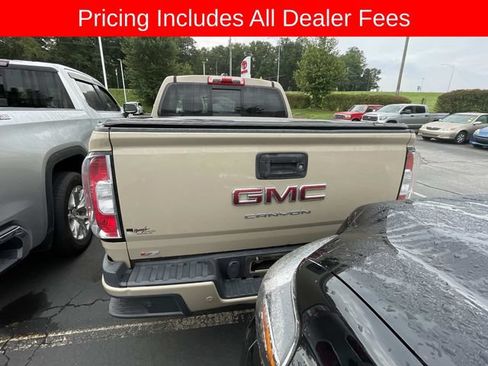Used 2022 GMC Canyon AT4 w/ Trailering Package AWD/4WD image 6