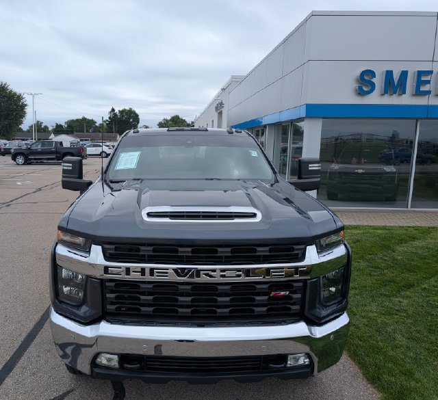 Used 2020 Chevrolet Silverado 2500 LT w/ All Star Edition AWD/4WD image 3