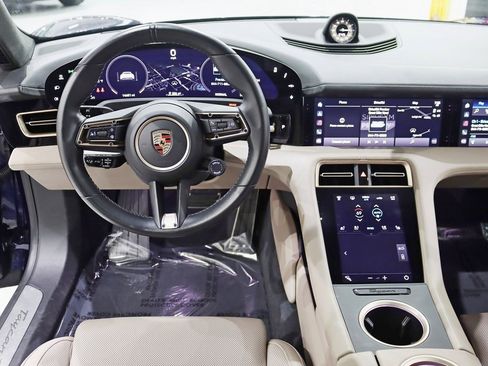 Used 2020 Porsche Taycan Turbo image 15