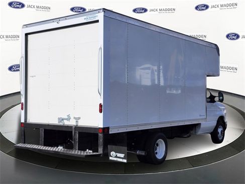 New 2026 Ford E-350 and Econoline 350 Super Duty w/ Power Equipment Group image 5