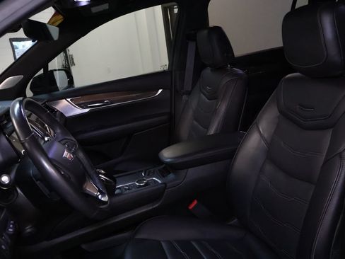 Used 2020 Cadillac XT6 Premium Luxury w/ Platinum Package AWD/4WD image 15