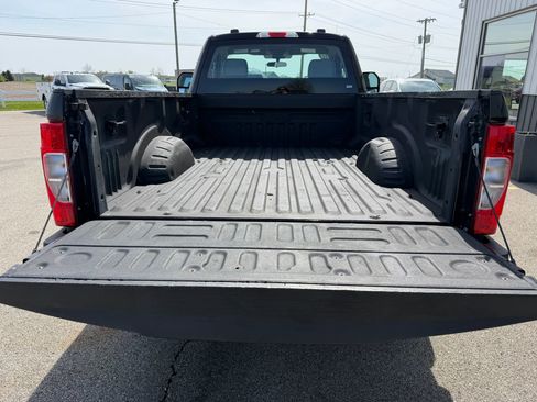 Used 2020 Ford F250 XL w/ STX Appearance Package RWD image 4