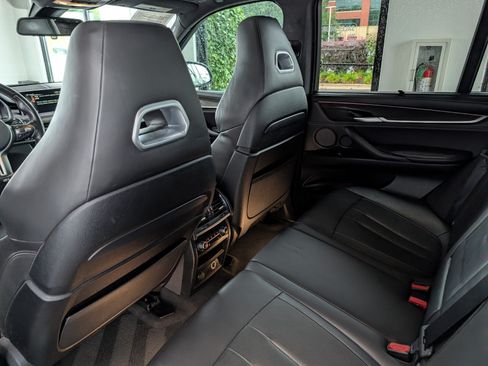 Used 2016 BMW X5 M AWD/4WD image 13