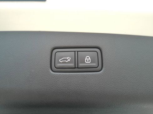 Used 2022 Genesis GV70 3.5T Sport w/ Sport Prestige Package image 29