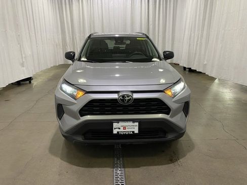 Certified 2021 Toyota RAV4 LE image 9