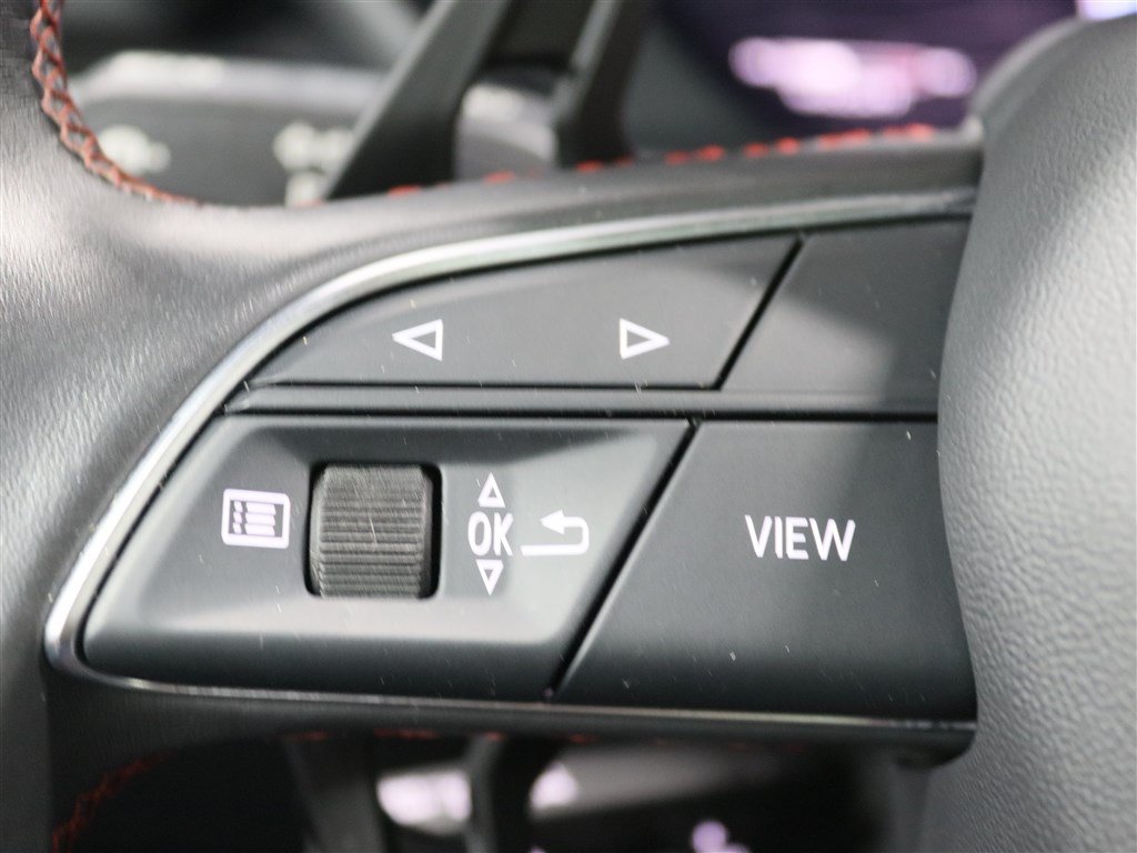 Used 2021 Lamborghini Urus AWD/4WD image 39