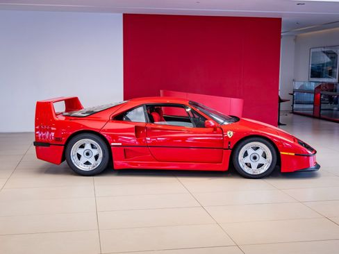 Used 1990 Ferrari F40 image 7