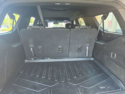 Used 2021 GMC Yukon XL SLT RWD image 12