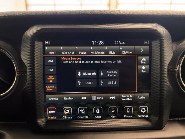Used 2021 Jeep Gladiator Overland AWD/4WD image 19
