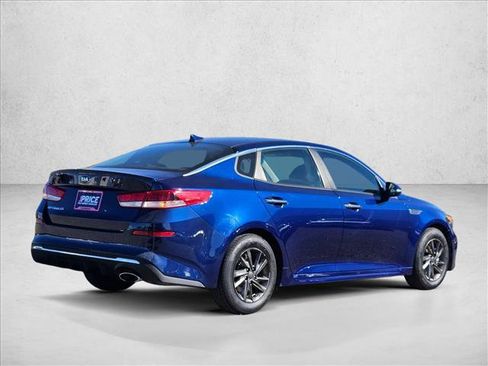 Used 2019 Kia Optima LX image 5