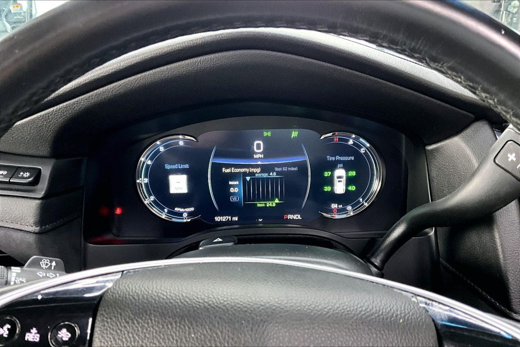 Used 2019 Cadillac Escalade Premium Luxury w/ LPO, Radiant Package AWD/4WD image 13