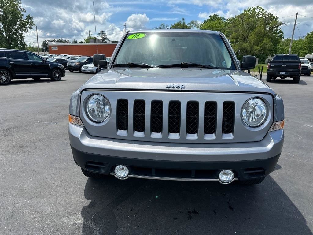 Used 2016 Jeep Patriot High Altitude AWD/4WD image 7