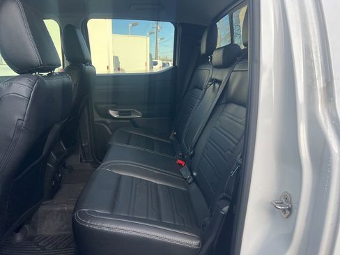 Used 2024 Ford Ranger Lariat w/ FX4 Off-Road Package image 8