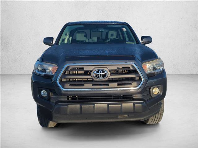 Used 2017 Toyota Tacoma SR5 w/ Tow Package RWD image 3