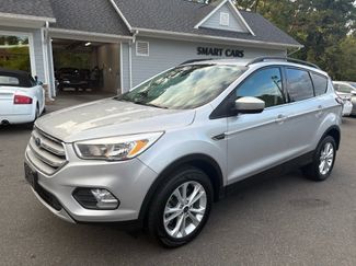 Used 2018 Ford Escape SE image 1