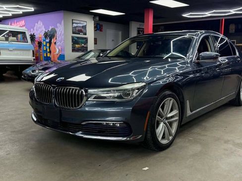 Used 2016 BMW 750i xDrive AWD/4WD image 1