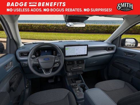 New 2025 Ford Maverick XL image 10