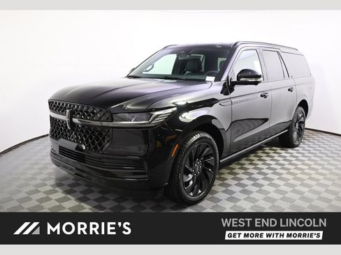 New 2026 Lincoln Navigator L Reserve w/ Jet Appearance Package AWD/4WD image 1